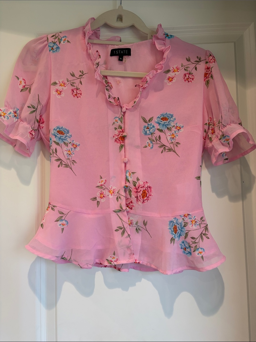 STATE Pink Floral Ruffle Peplum Top